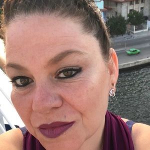 Meet your Posher, Lynn